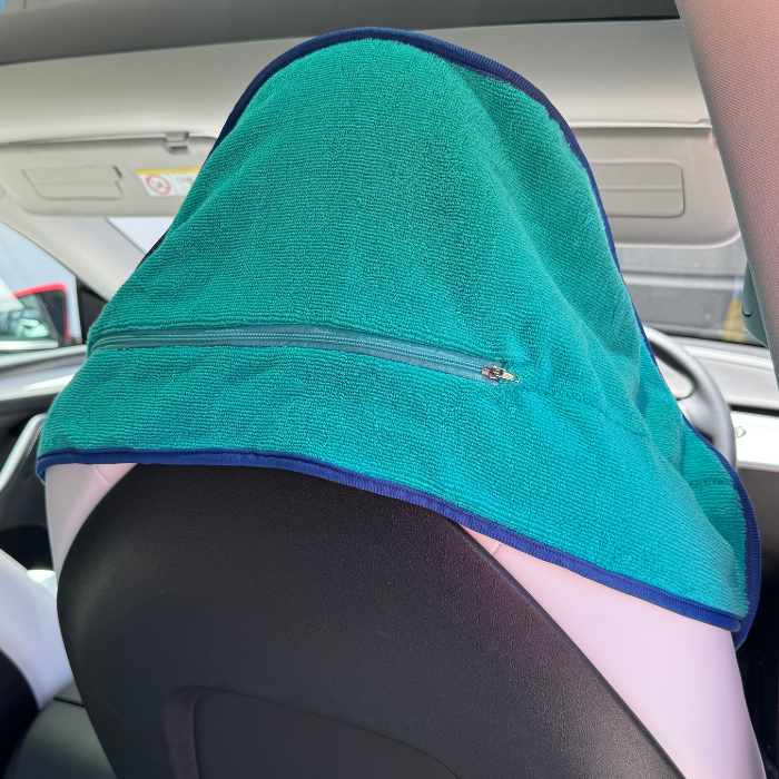 Aqua gym towel with hood up in car